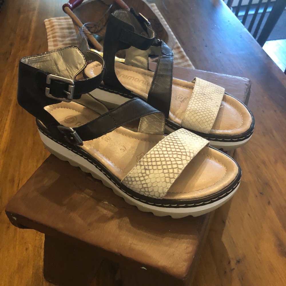 Remonte Sandal. Excellent used condition
